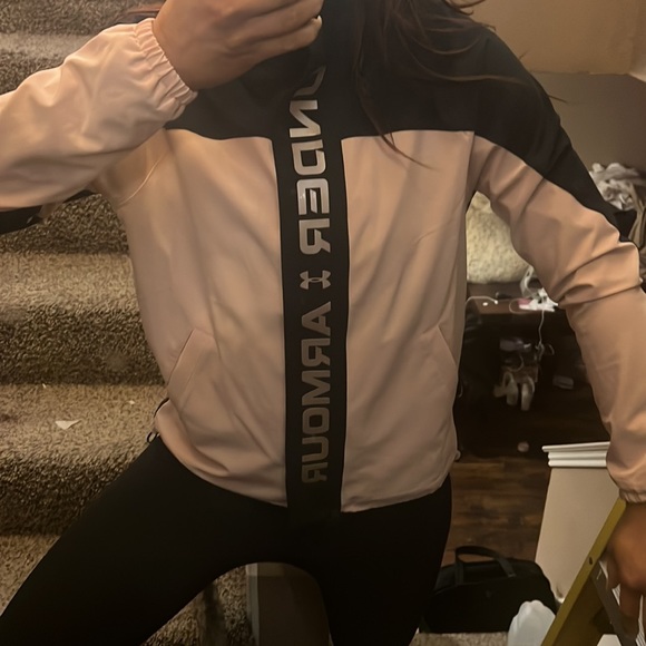 UNDER ARMOUR JACKET - Picture 8 of 9